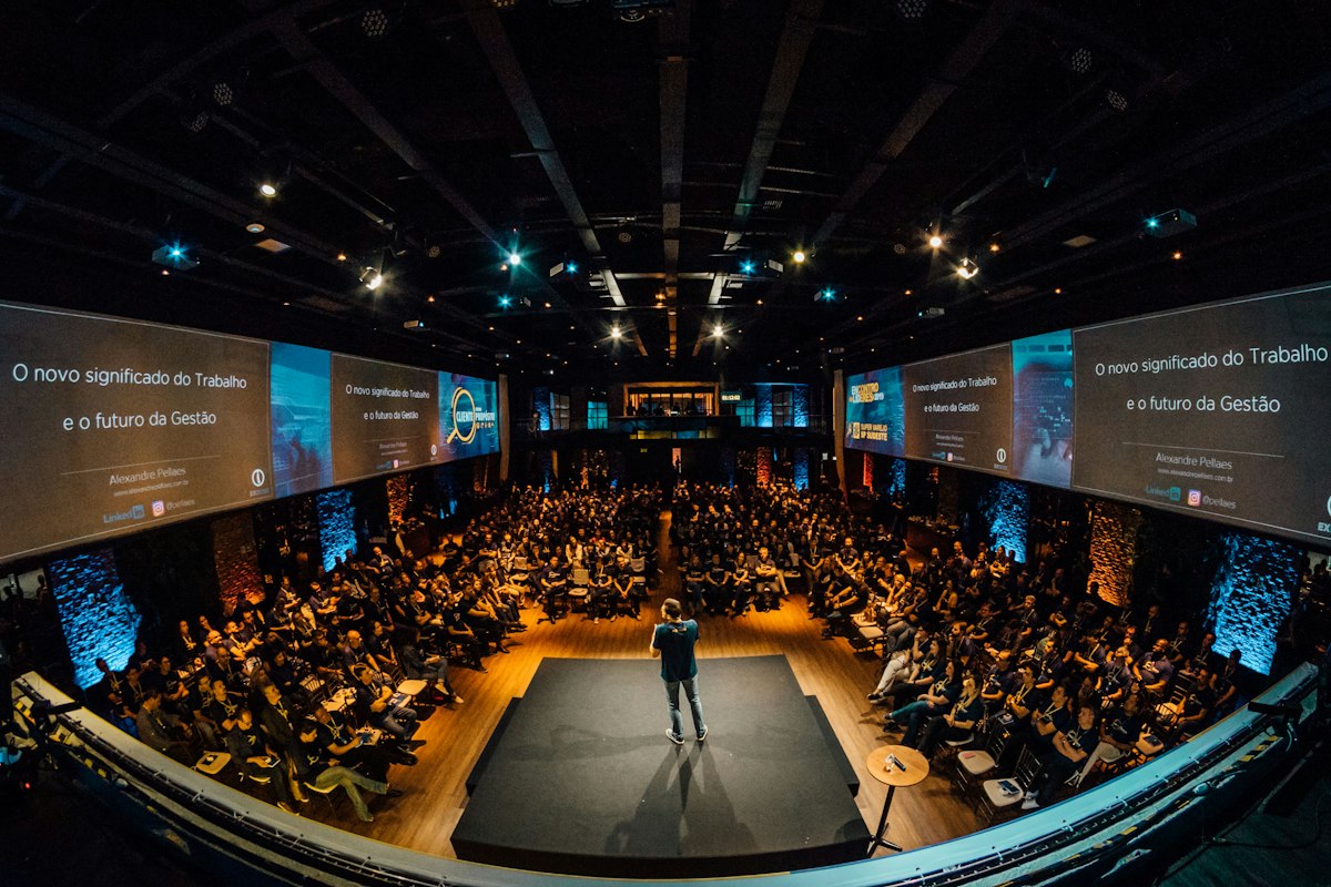 Italian Tech Week 2026: a Torino l'intelligenza artificiale diventa fisica